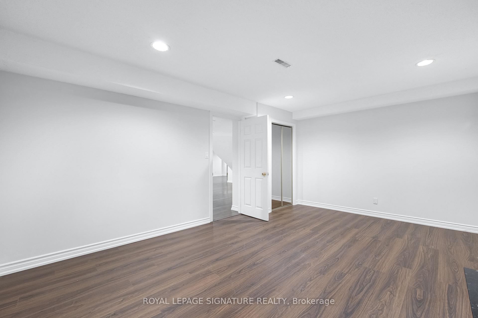 Photo 33 of 5 Patrick Boulevard, North York, Pleasant View — HOMEH