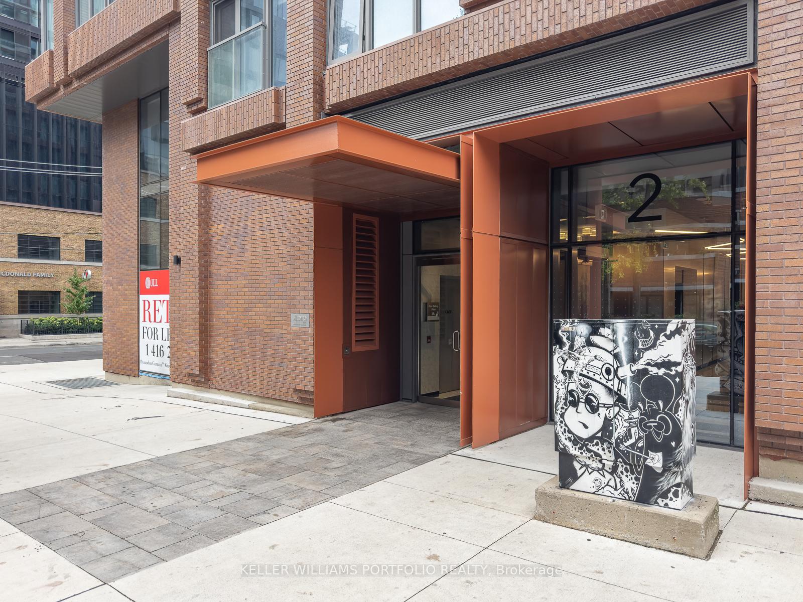 Photo 3 of Unit 603, 2 Augusta Avenue, Toronto, Waterfront Communities — HOMEH