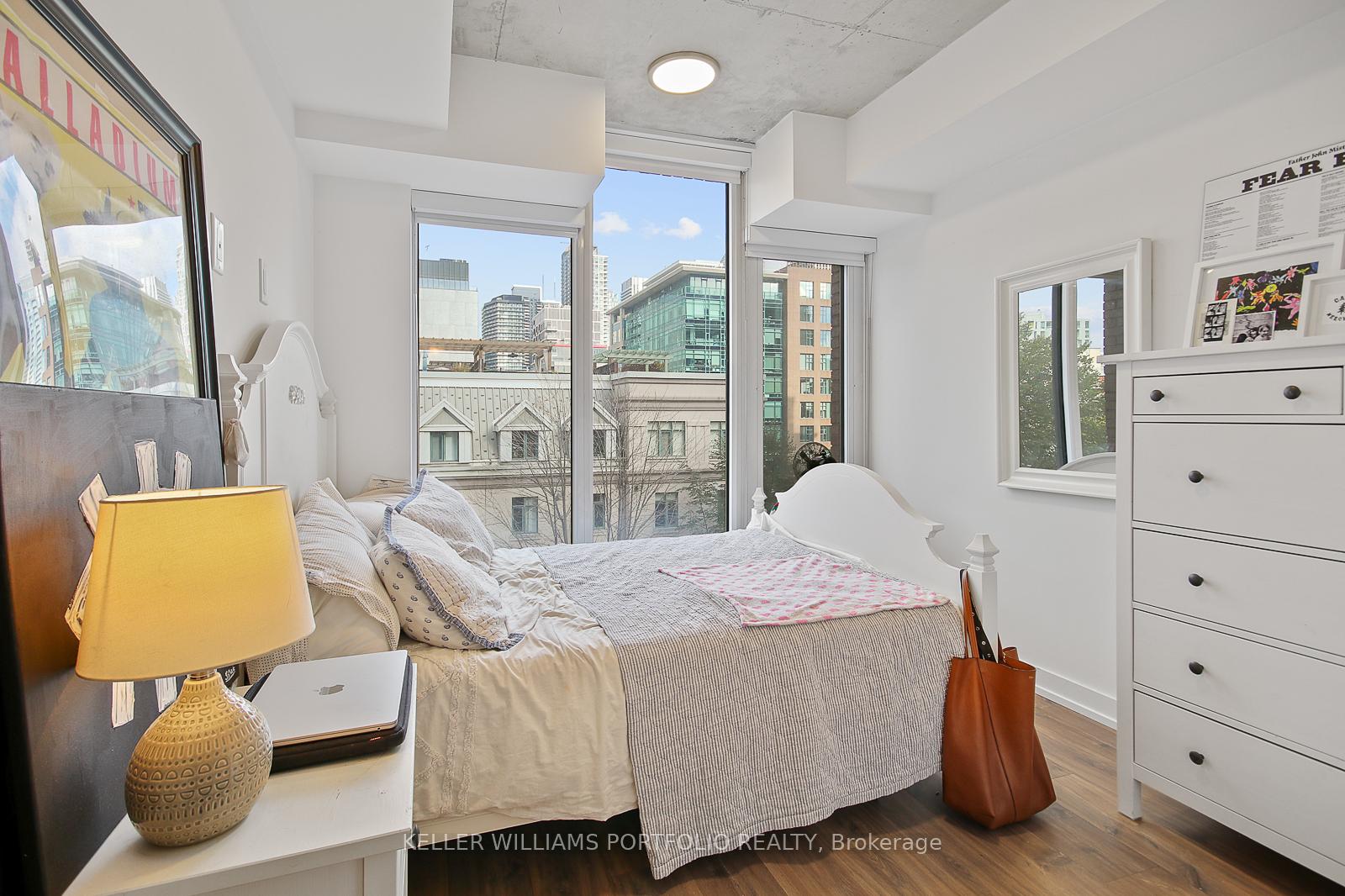 Photo 13 of Unit 603, 2 Augusta Avenue, Toronto, Waterfront Communities — HOMEH