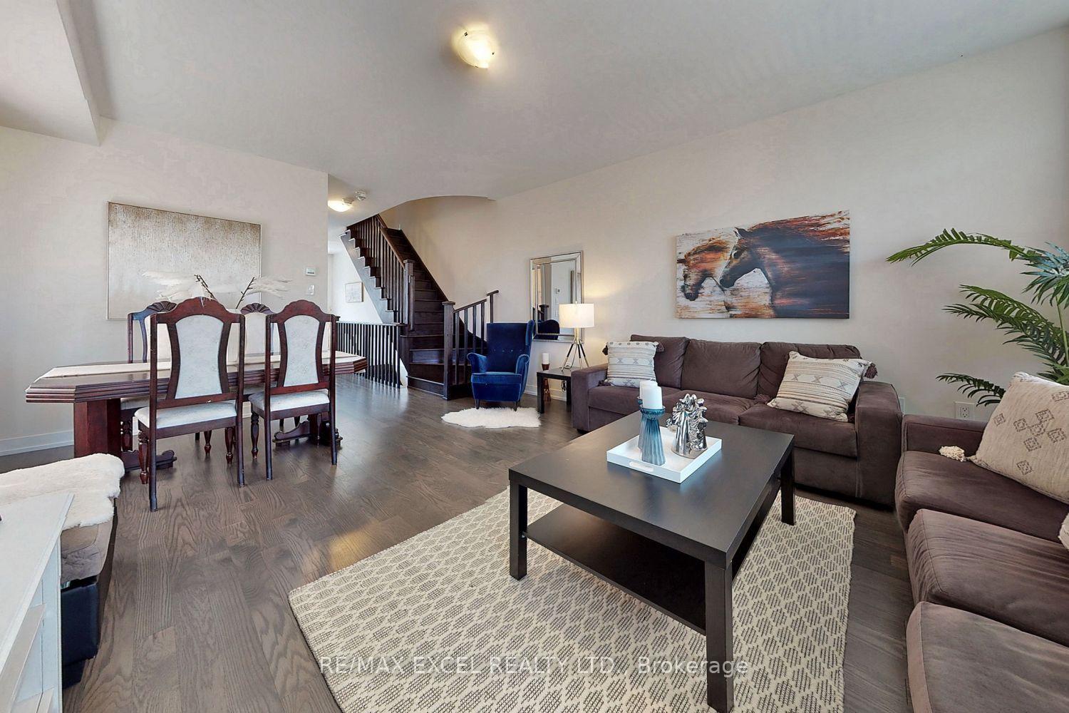 Photo 11 of 46 Troon Avenue, Vaughan, Rural Vaughan — HOMEH