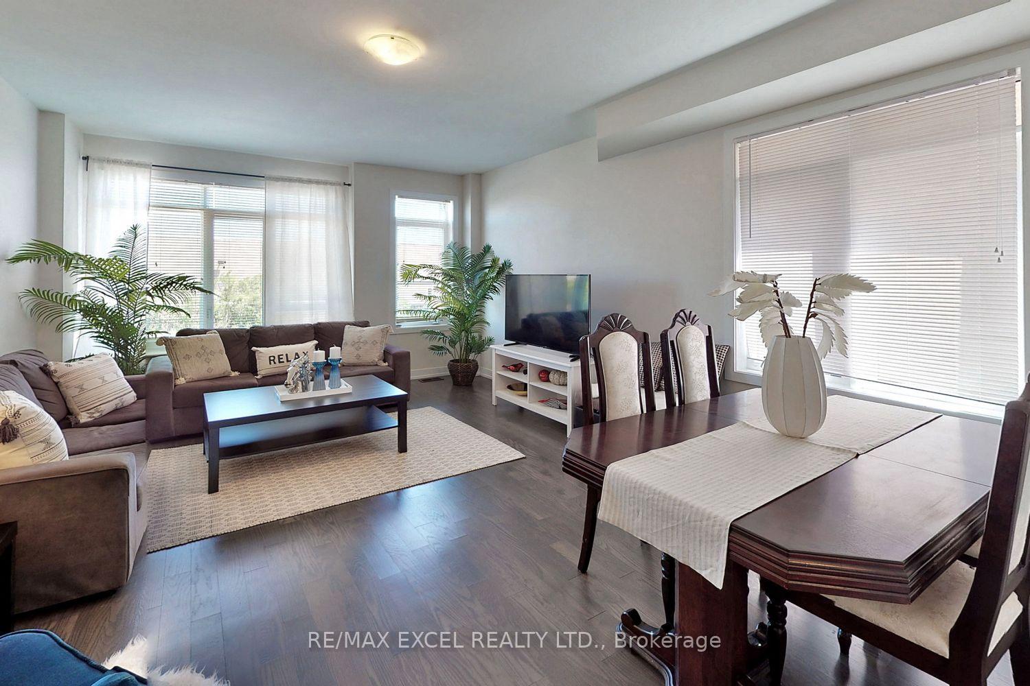 Photo 15 of 46 Troon Avenue, Vaughan, Rural Vaughan — HOMEH