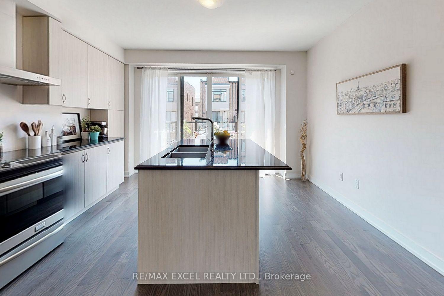 Photo 22 of 46 Troon Avenue, Vaughan, Rural Vaughan — HOMEH