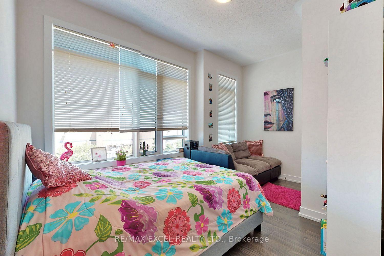 Photo 33 of 46 Troon Avenue, Vaughan, Rural Vaughan — HOMEH