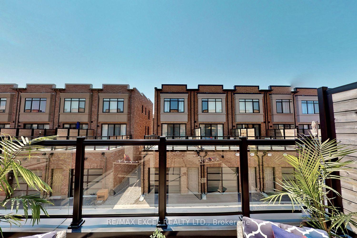 Photo 39 of 46 Troon Avenue, Vaughan, Rural Vaughan — HOMEH