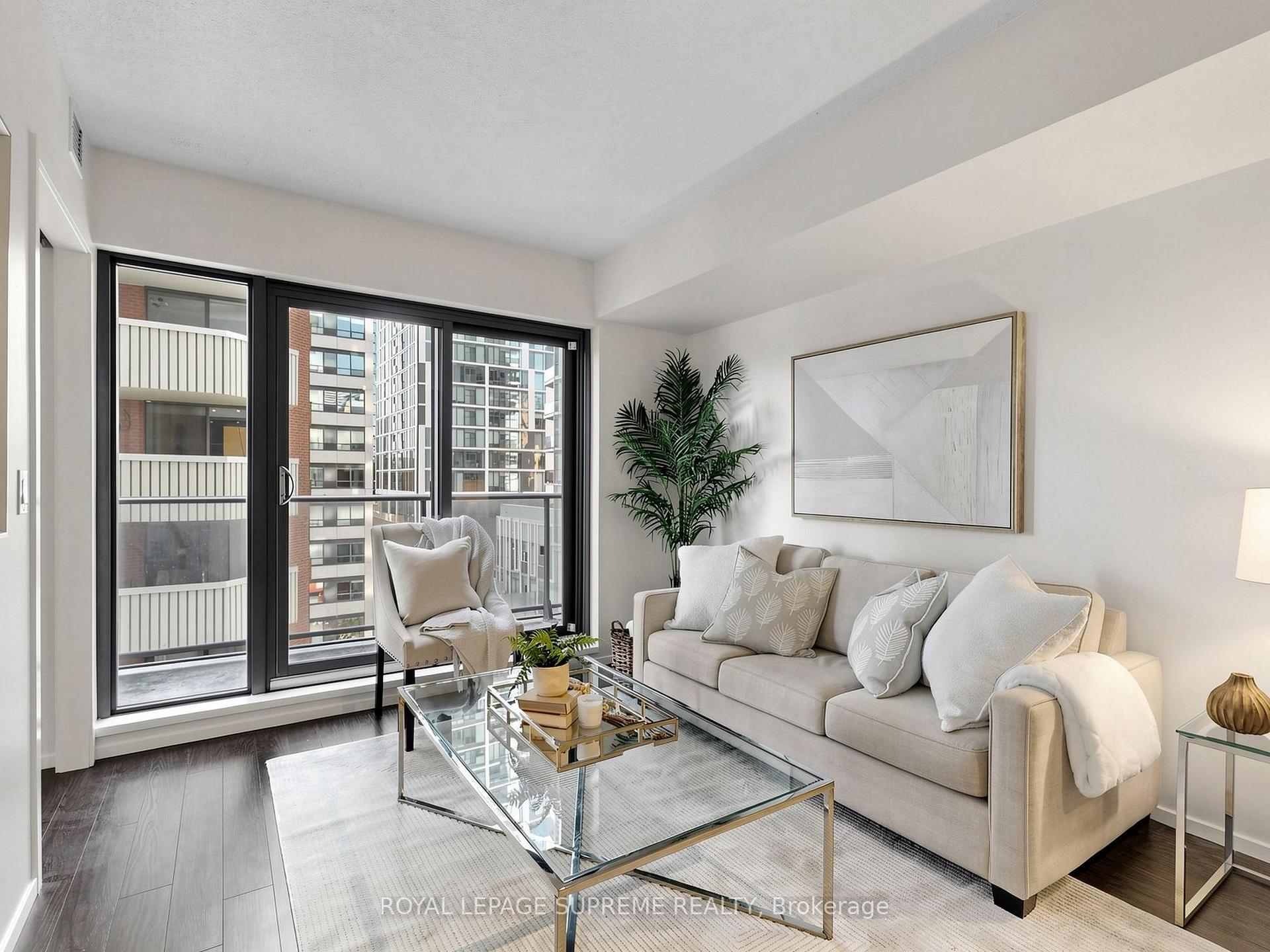 Photo 5 of Unit 705, 159 Dundas Street E, Toronto, Church-Yonge Corridor — HOMEH