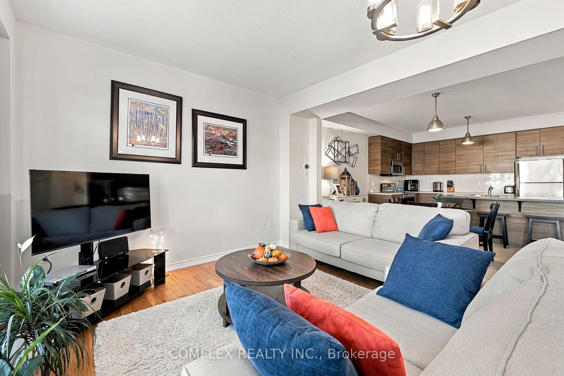 Photo 17 of 61 Lyle Drive, Clarington, Bowmanville — HOMEH