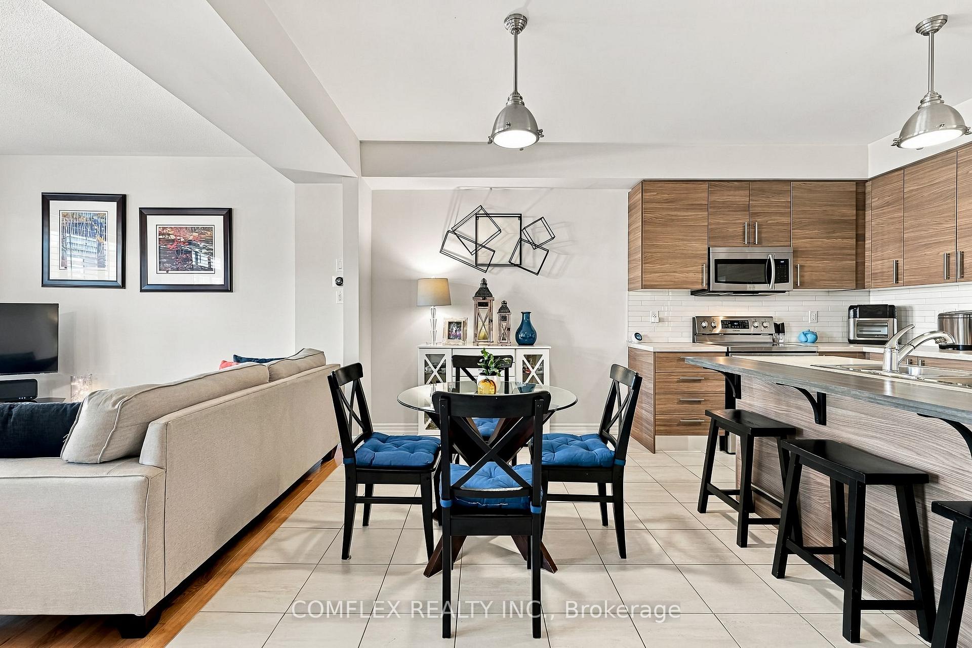 Photo 22 of 61 Lyle Drive, Clarington, Bowmanville — HOMEH