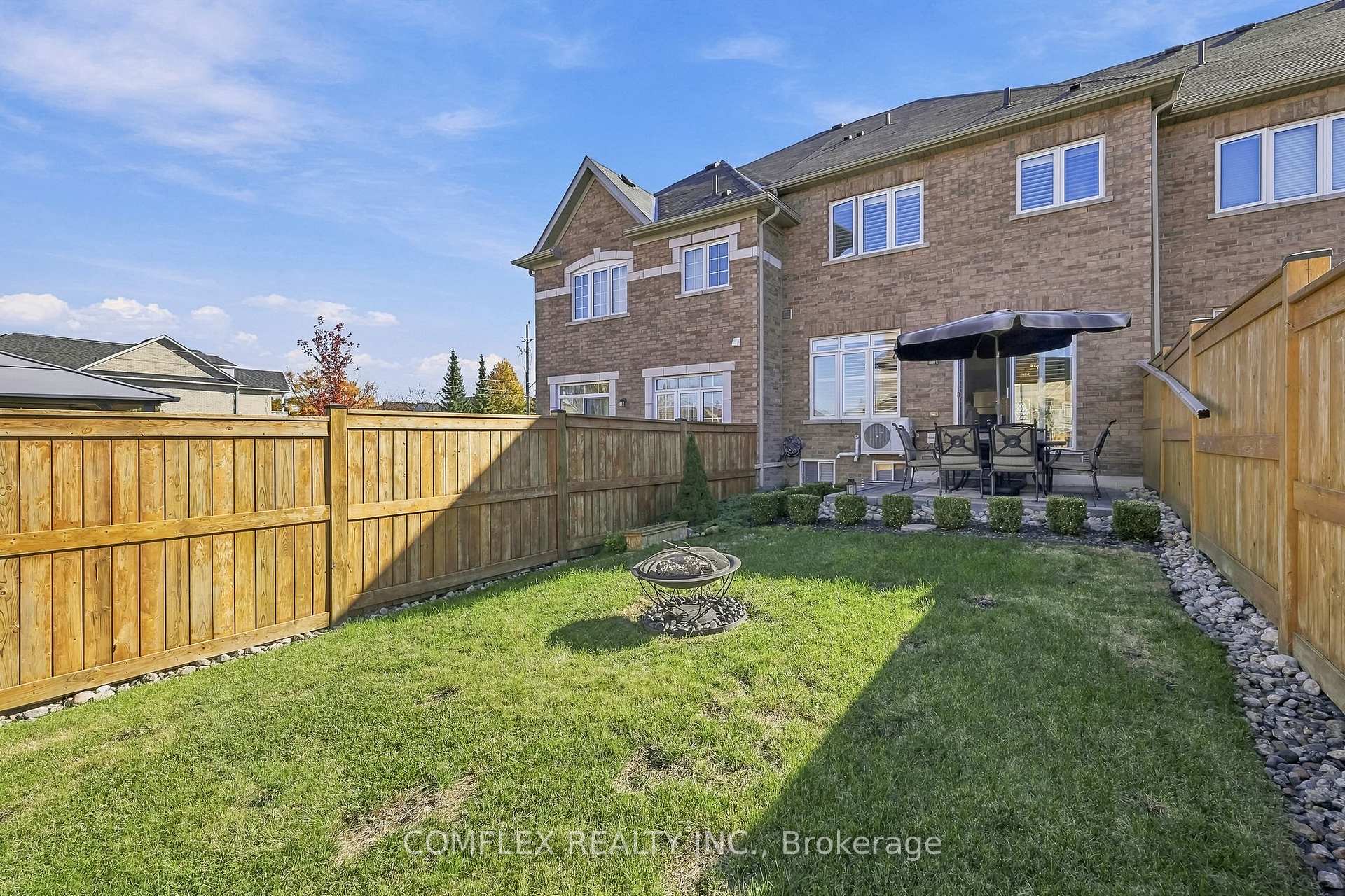 Photo 37 of 61 Lyle Drive, Clarington, Bowmanville — HOMEH