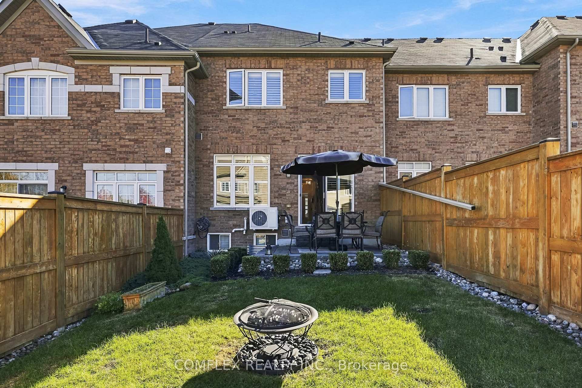 Photo 38 of 61 Lyle Drive, Clarington, Bowmanville — HOMEH