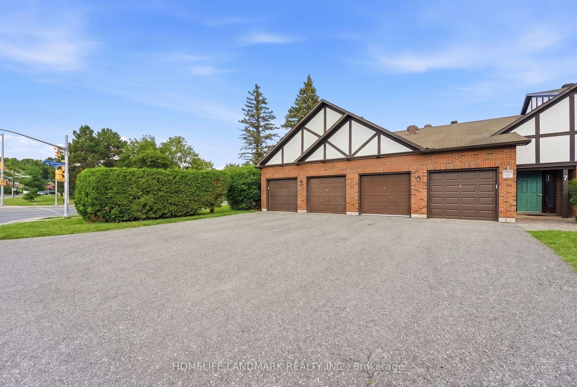 Photo 5 of Unit 2, 7 Harness Lane, Ottawa, Kanata - Bridlewood — HOMEH