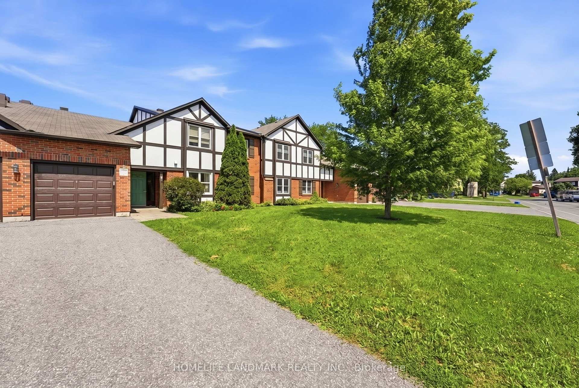 Photo 6 of Unit 2, 7 Harness Lane, Ottawa, Kanata - Bridlewood — HOMEH