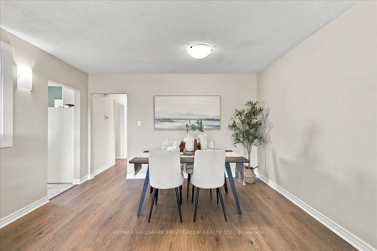 Photo 7 of 867 Chapleau Drive, Pickering, Bay Ridges — HOMEH