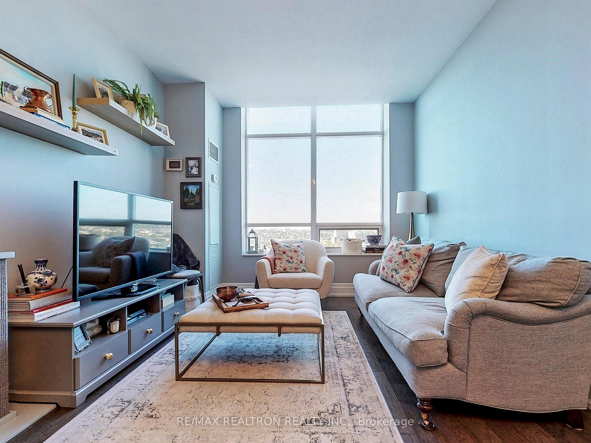 Photo 6 of Unit PH1610, 61 Heintzman Street, Toronto, Junction Area — HOMEH