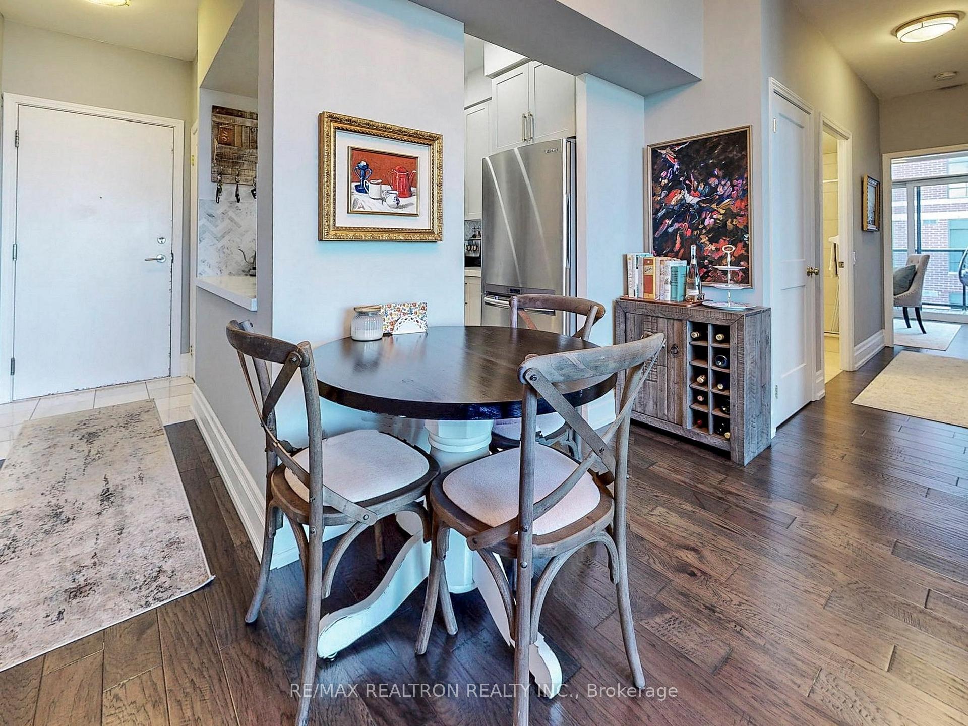 Photo 9 of Unit PH1610, 61 Heintzman Street, Toronto, Junction Area — HOMEH
