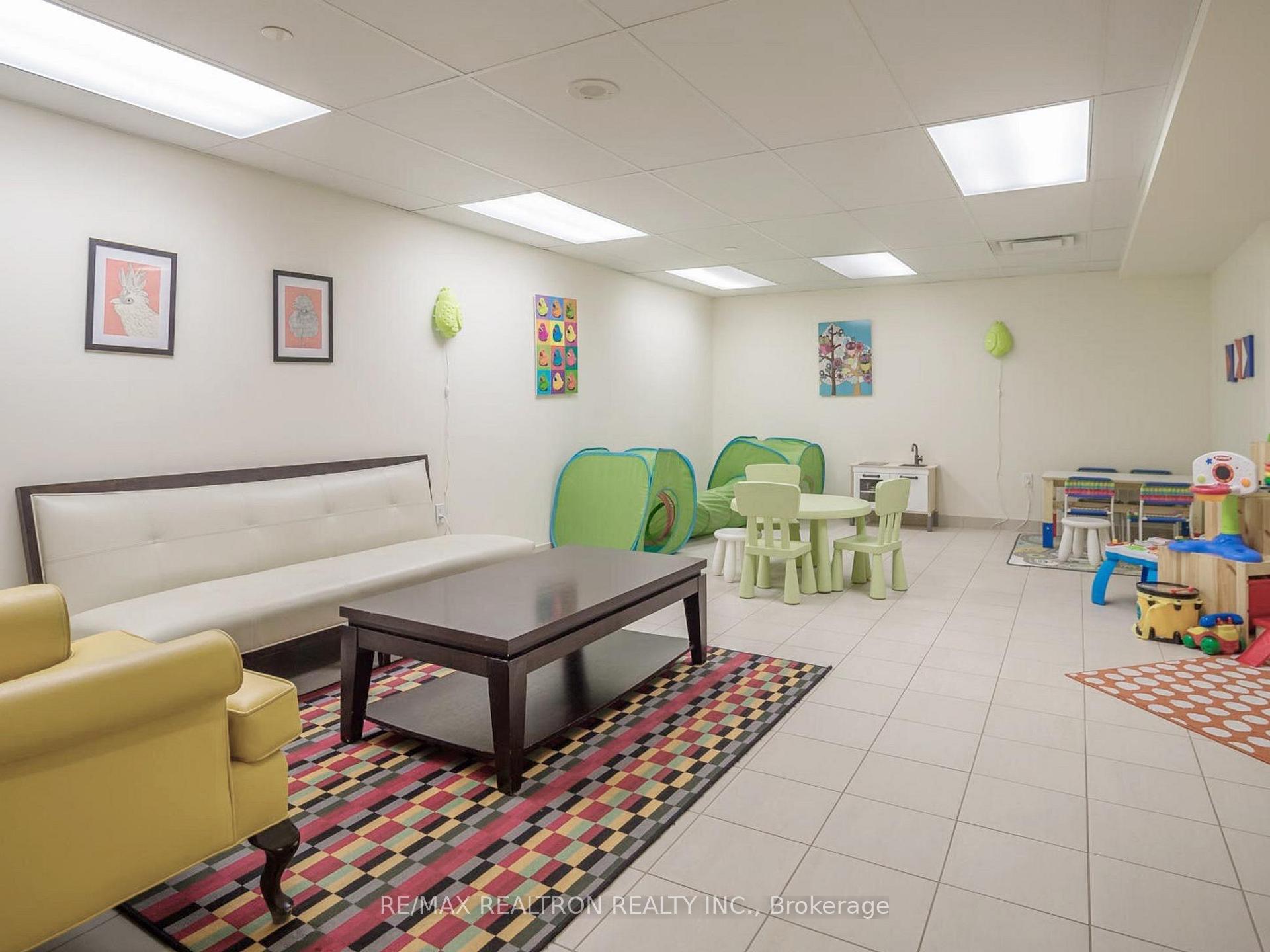 Photo 33 of Unit PH1610, 61 Heintzman Street, Toronto, Junction Area — HOMEH