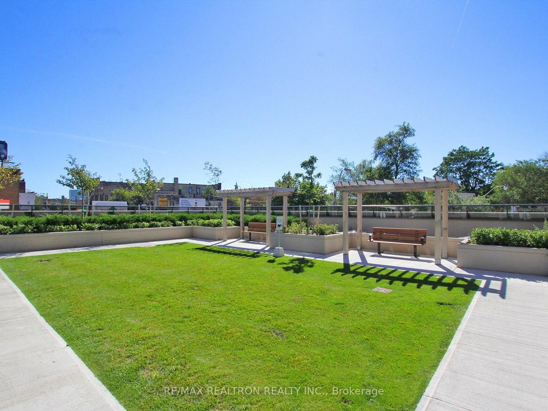 Photo 46 of Unit PH1610, 61 Heintzman Street, Toronto, Junction Area — HOMEH