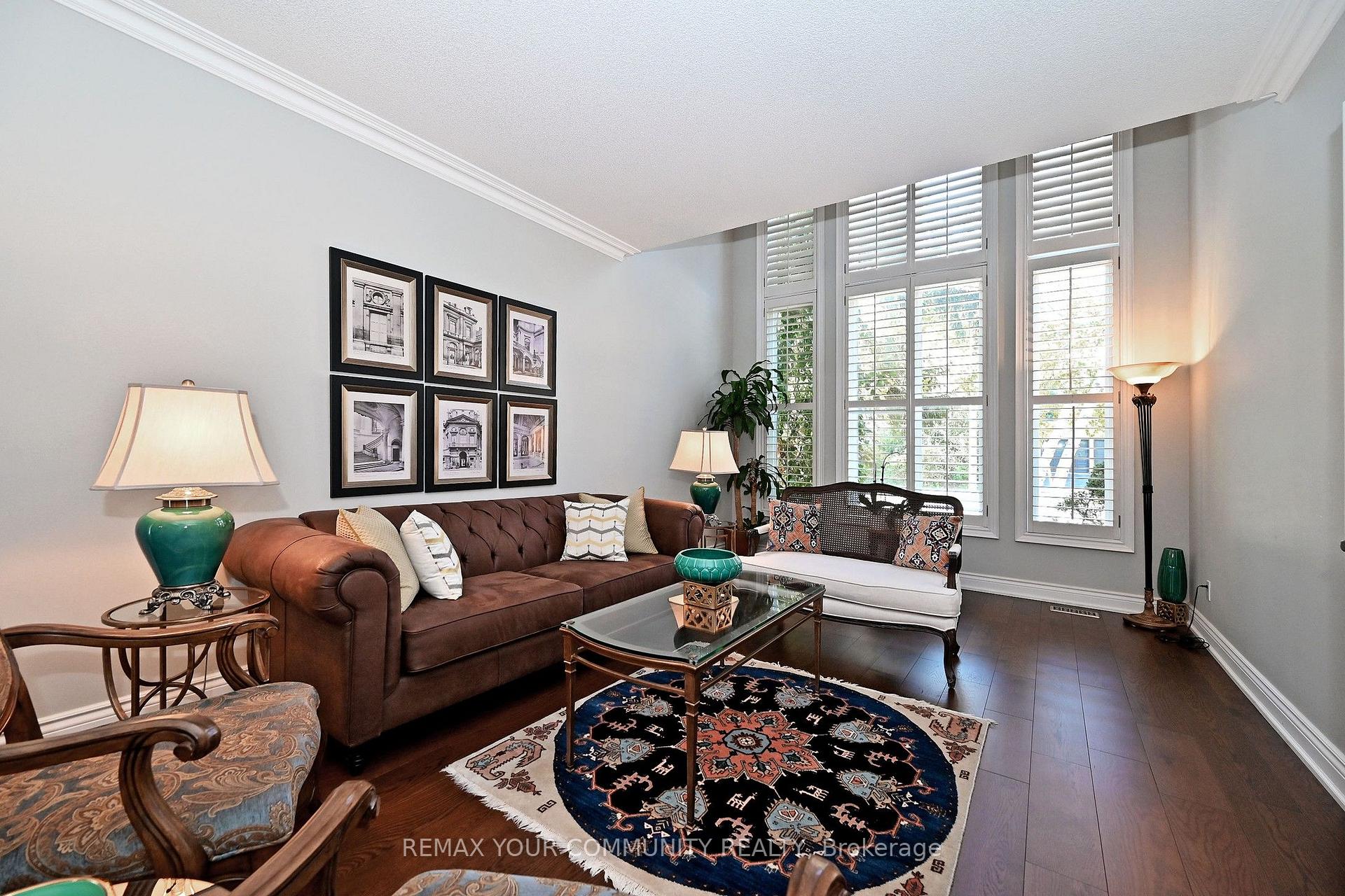 Photo 6 of 73 Sprucewood Drive E, Markham, Thornhill — HOMEH