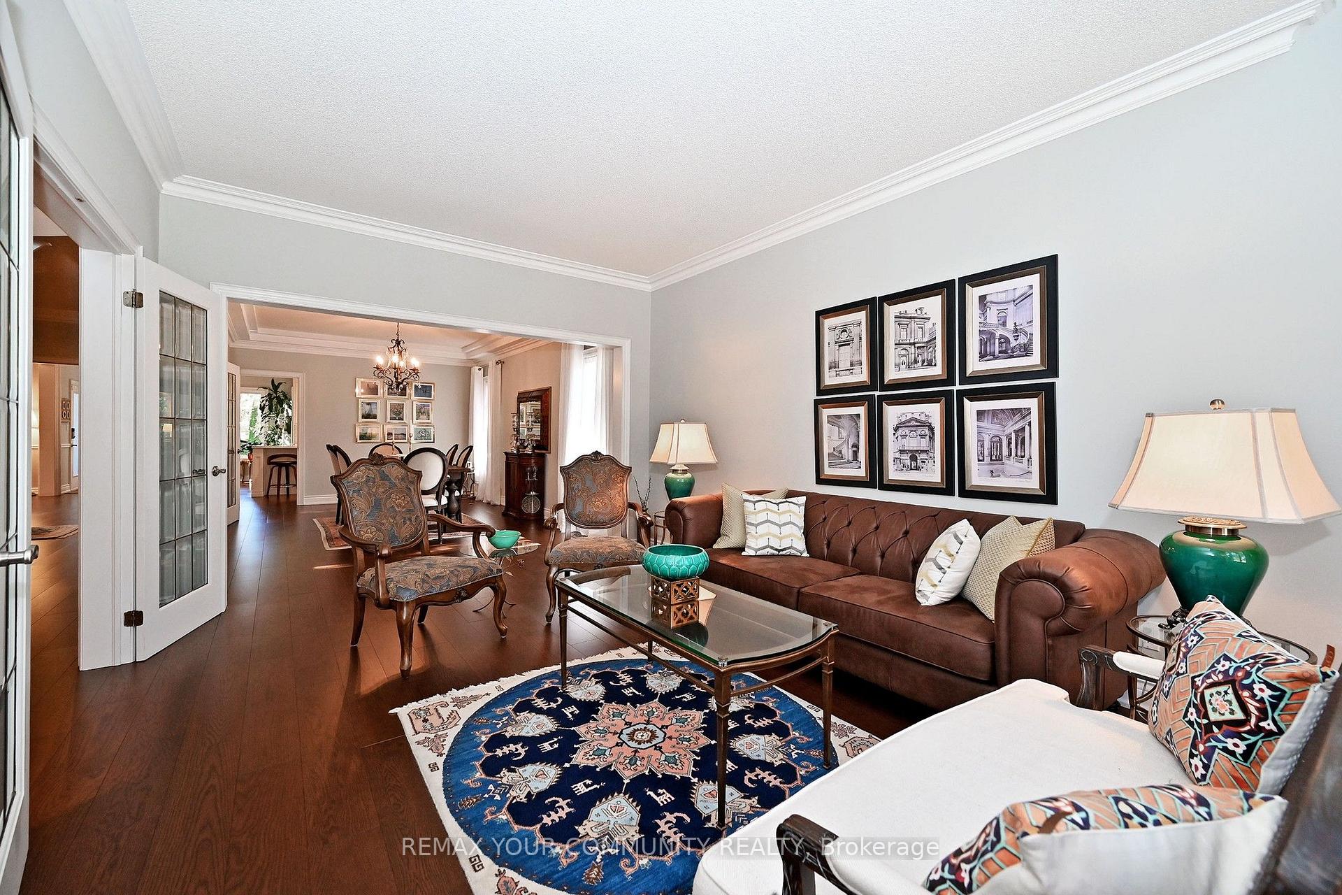 Photo 7 of 73 Sprucewood Drive E, Markham, Thornhill — HOMEH