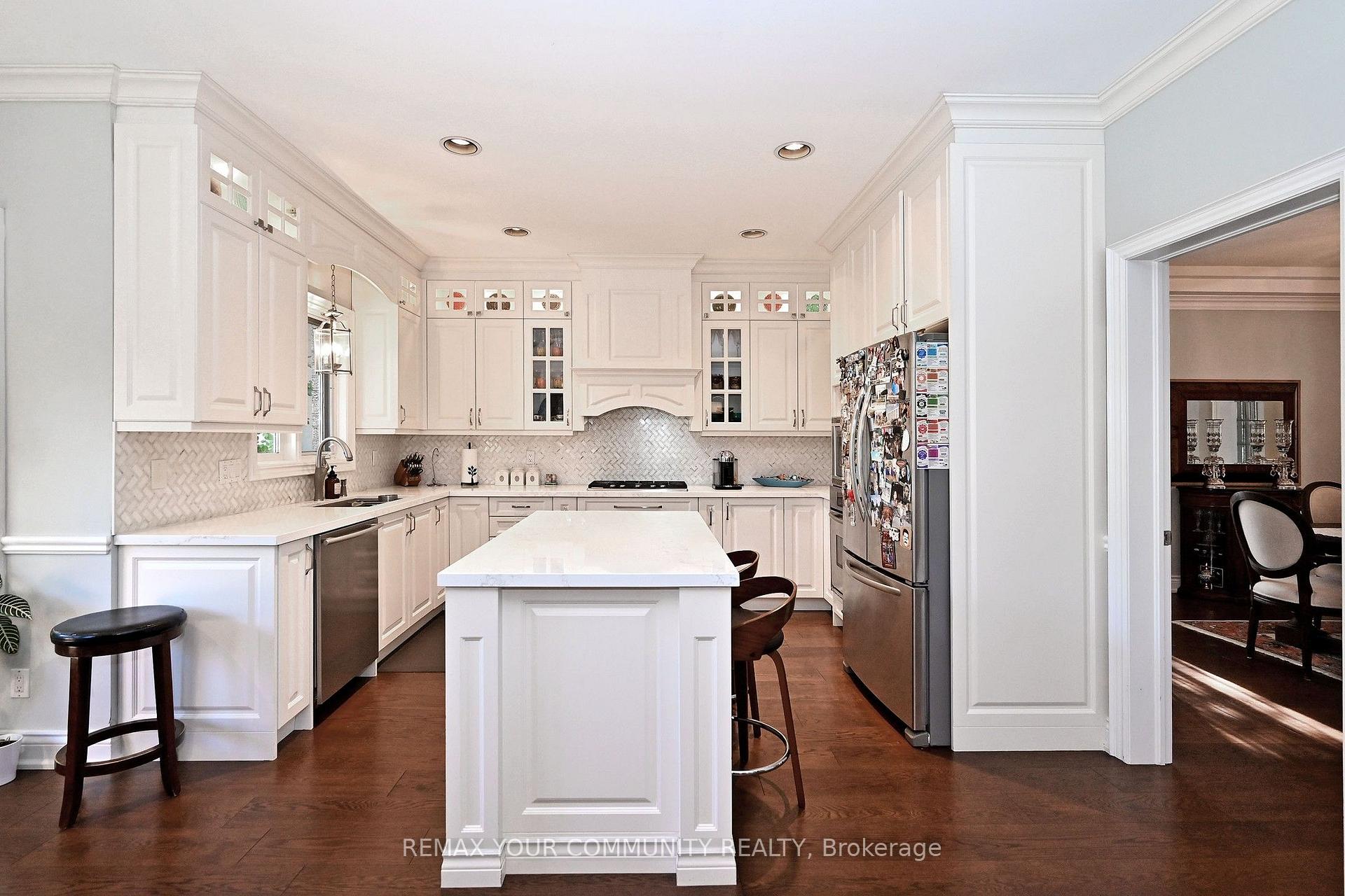 Photo 13 of 73 Sprucewood Drive E, Markham, Thornhill — HOMEH