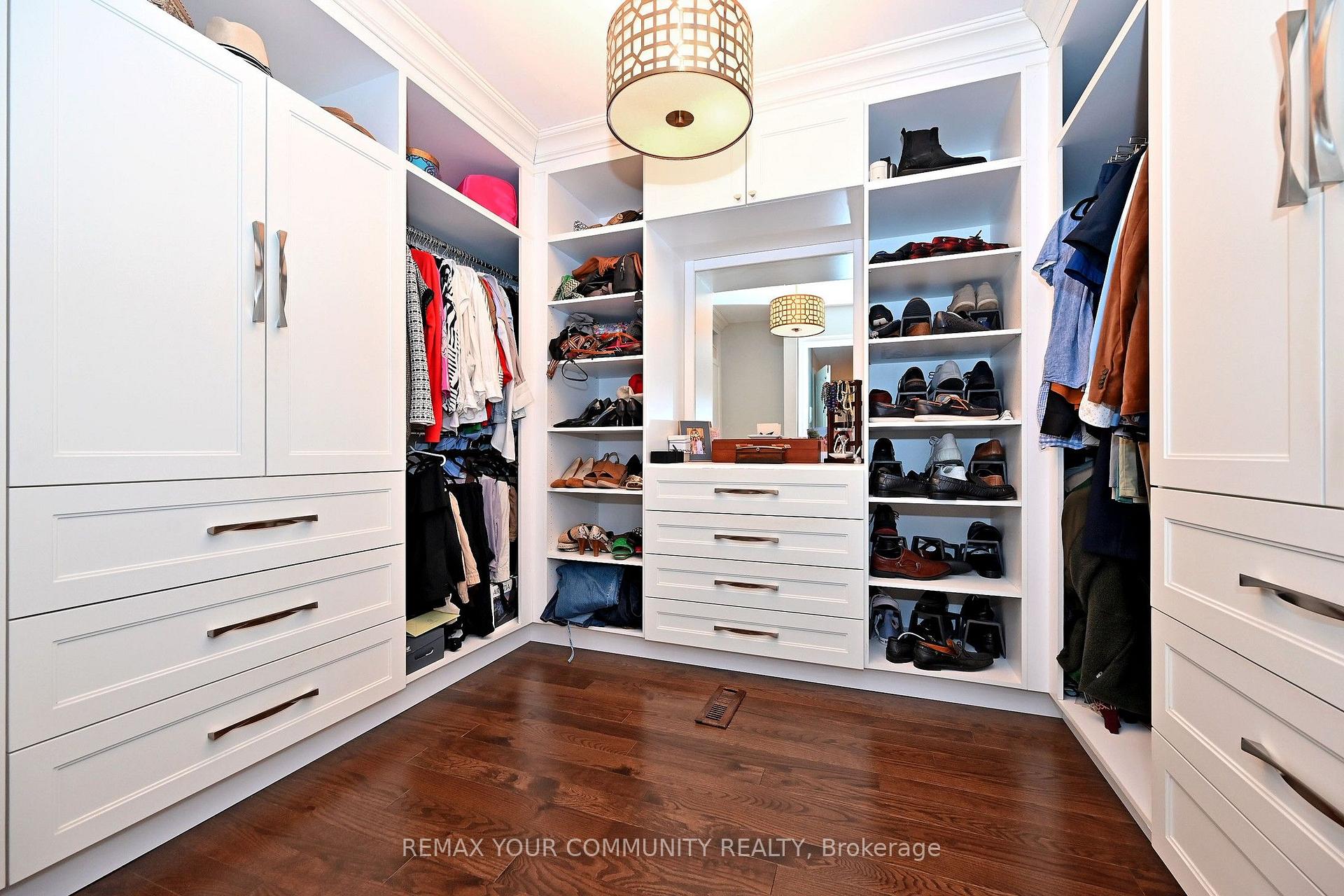 Photo 24 of 73 Sprucewood Drive E, Markham, Thornhill — HOMEH