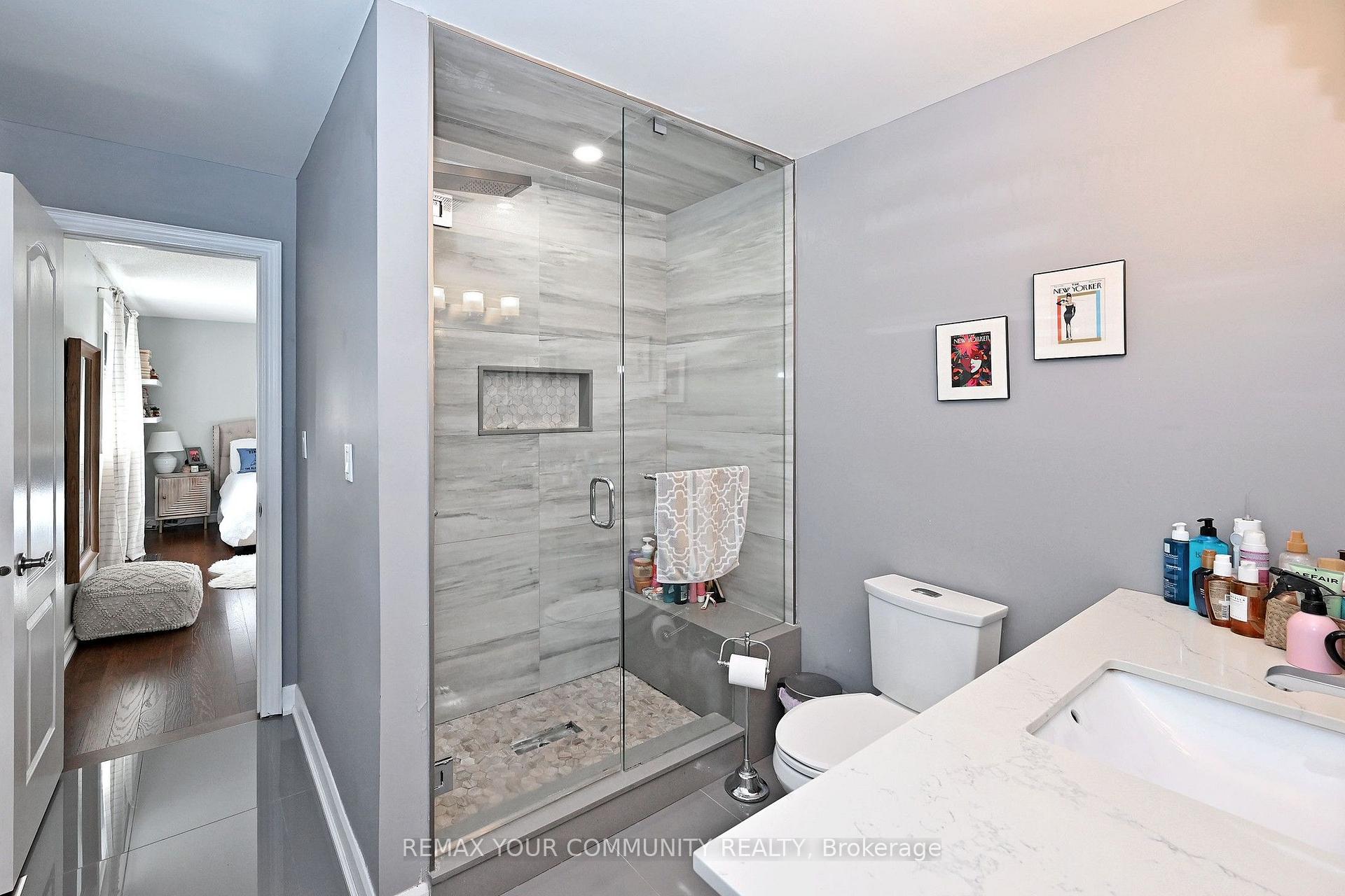 Photo 29 of 73 Sprucewood Drive E, Markham, Thornhill — HOMEH