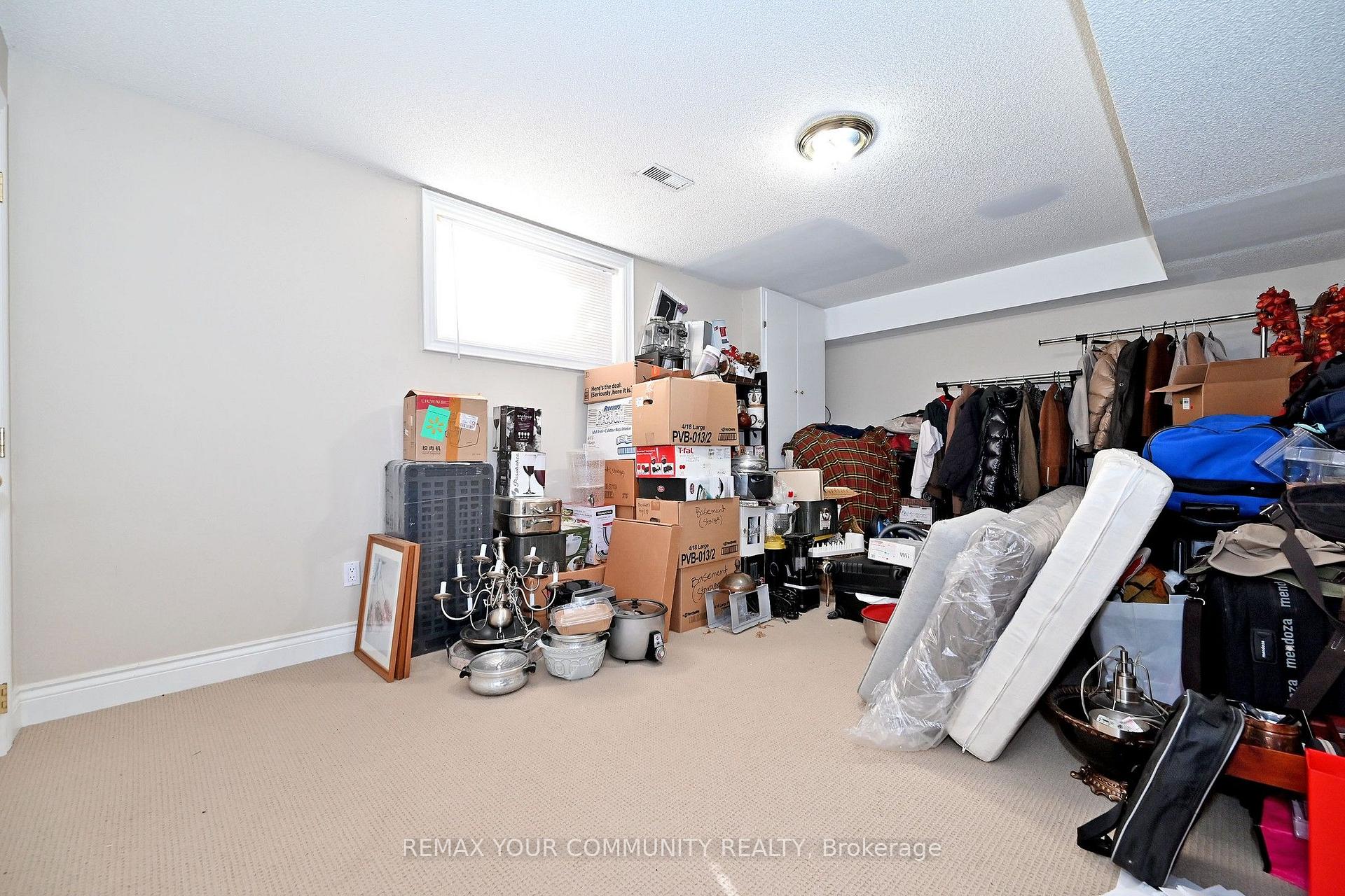 Photo 41 of 73 Sprucewood Drive E, Markham, Thornhill — HOMEH