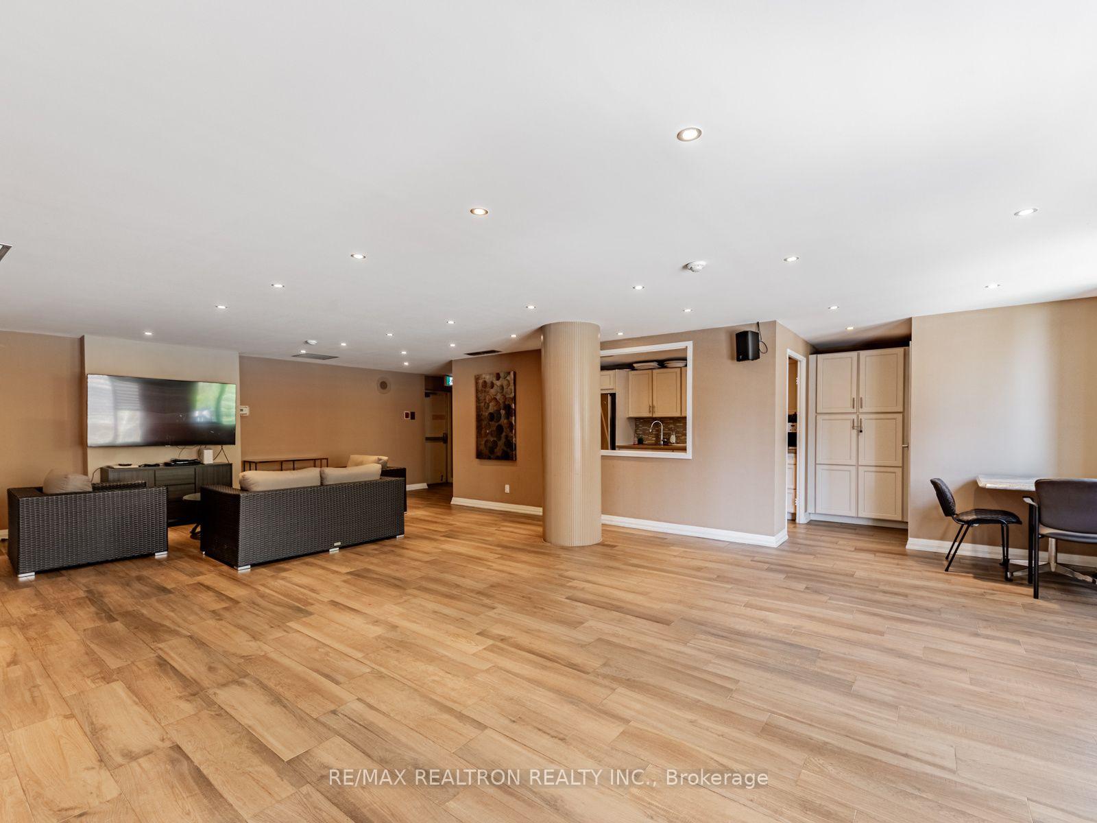 Photo 45 of Unit 1502, 260 Heath Street W, Toronto, Forest Hill South — HOMEH