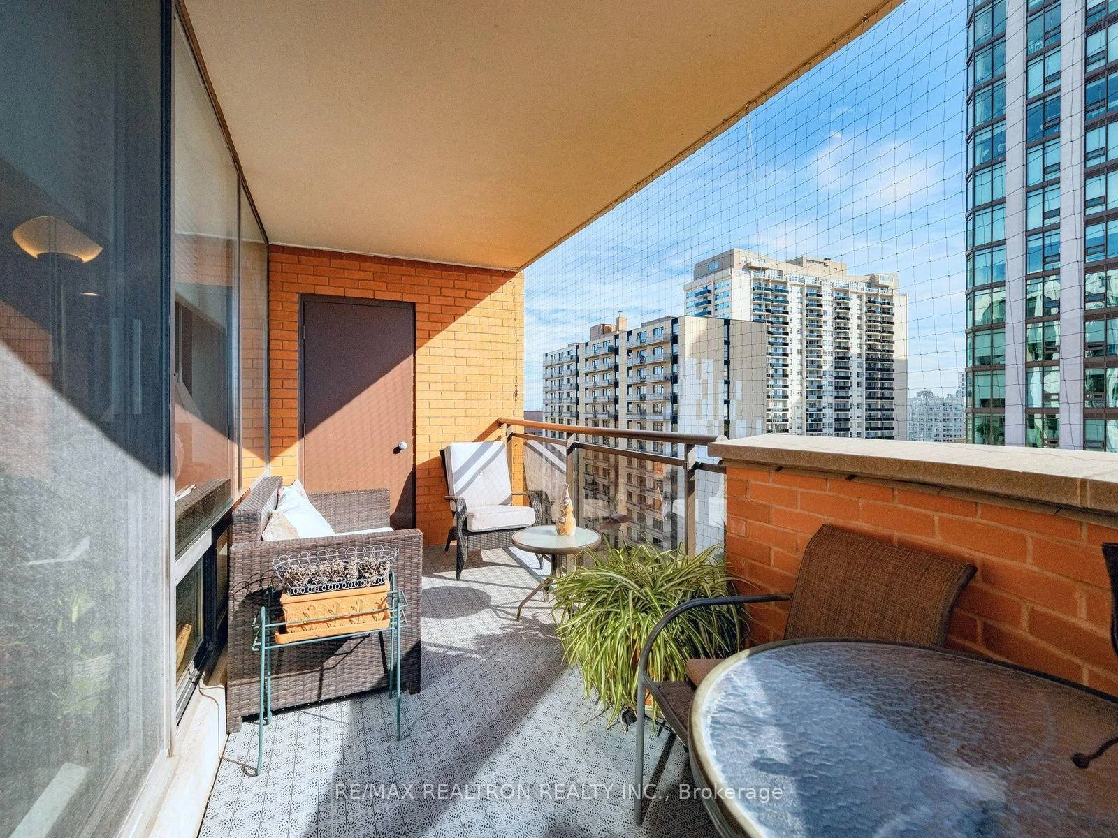 Photo 40 of Unit 1502, 260 Heath Street W, Toronto, Forest Hill South — HOMEH