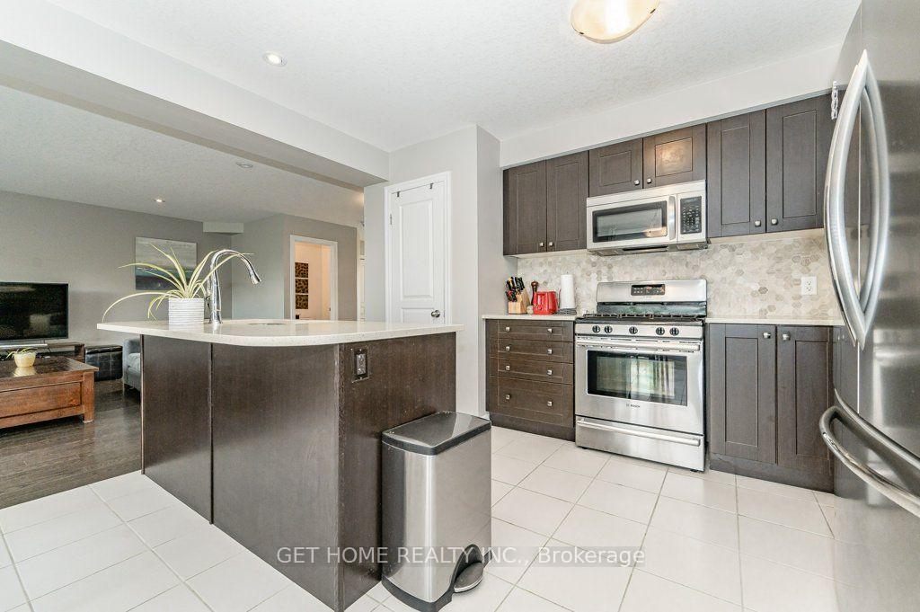 Photo 7 of 131 Hardcastle Drive, Cambridge — HOMEH