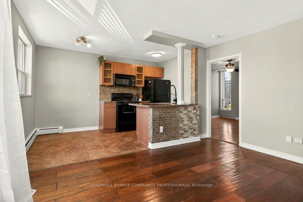 Photo 8 of Unit 1003, 141 Catharine Street S, Hamilton, Corktown — HOMEH