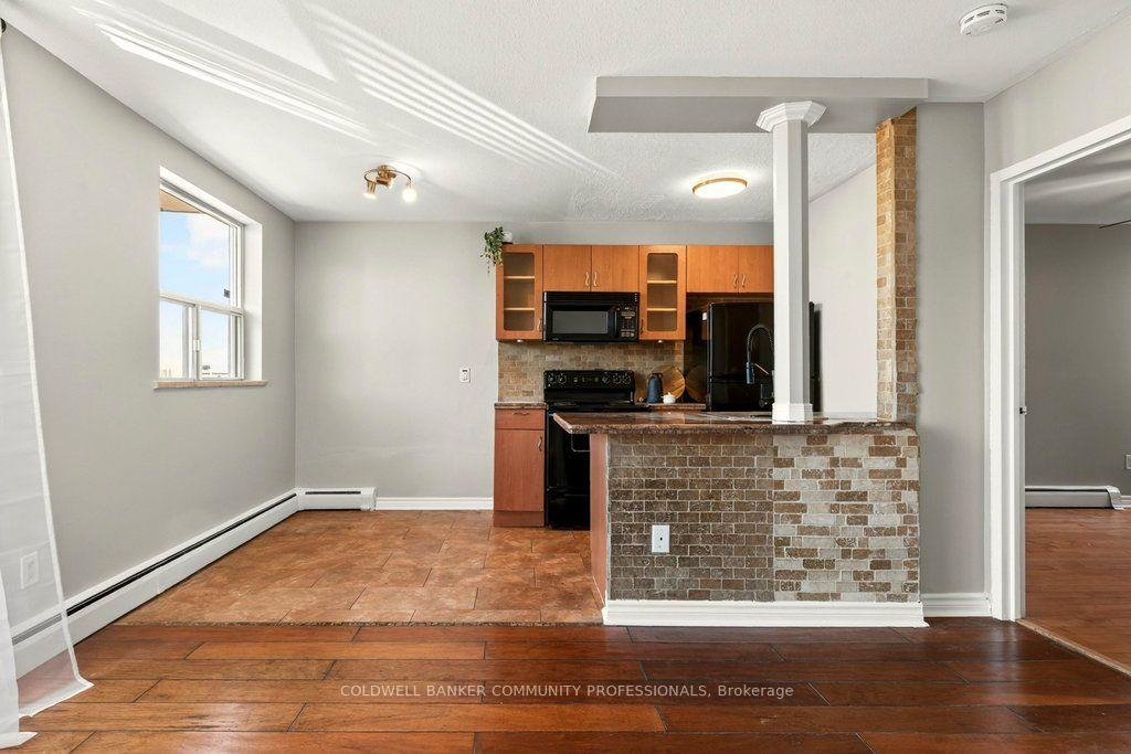 Photo 11 of Unit 1003, 141 Catharine Street S, Hamilton, Corktown — HOMEH