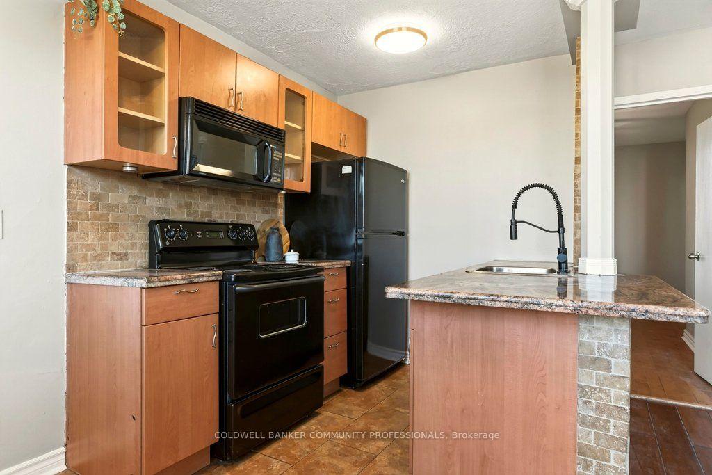Photo 12 of Unit 1003, 141 Catharine Street S, Hamilton, Corktown — HOMEH