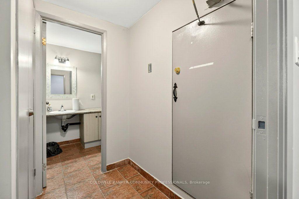 Photo 36 of Unit 1003, 141 Catharine Street S, Hamilton, Corktown — HOMEH