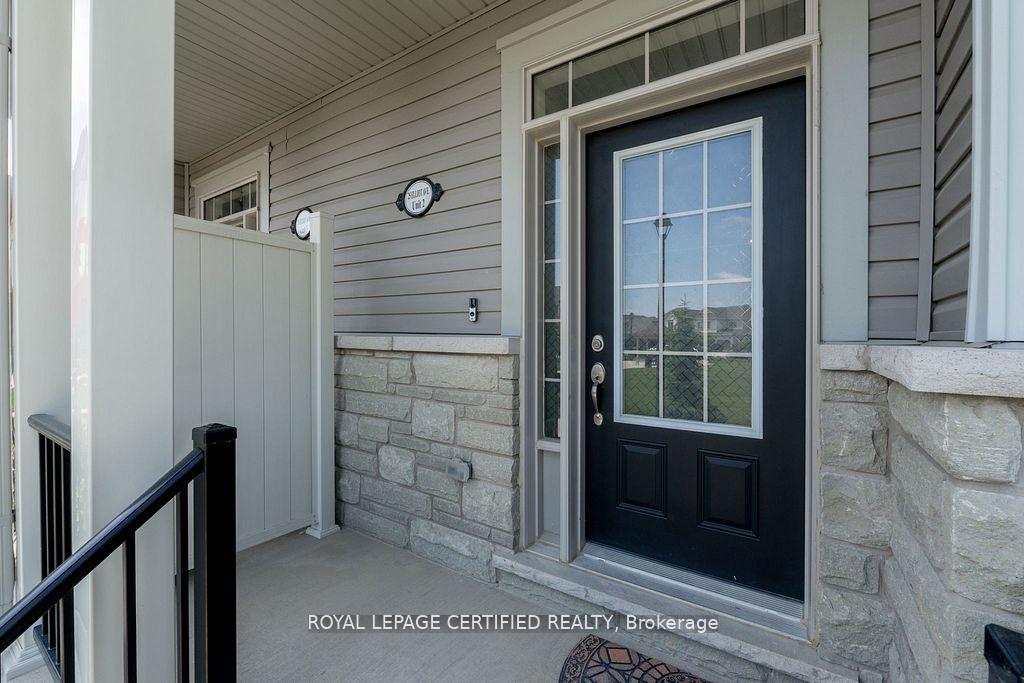 Photo 2 of Unit 2, 25 Elliot Street E, Centre Wellington, Fergus — HOMEH