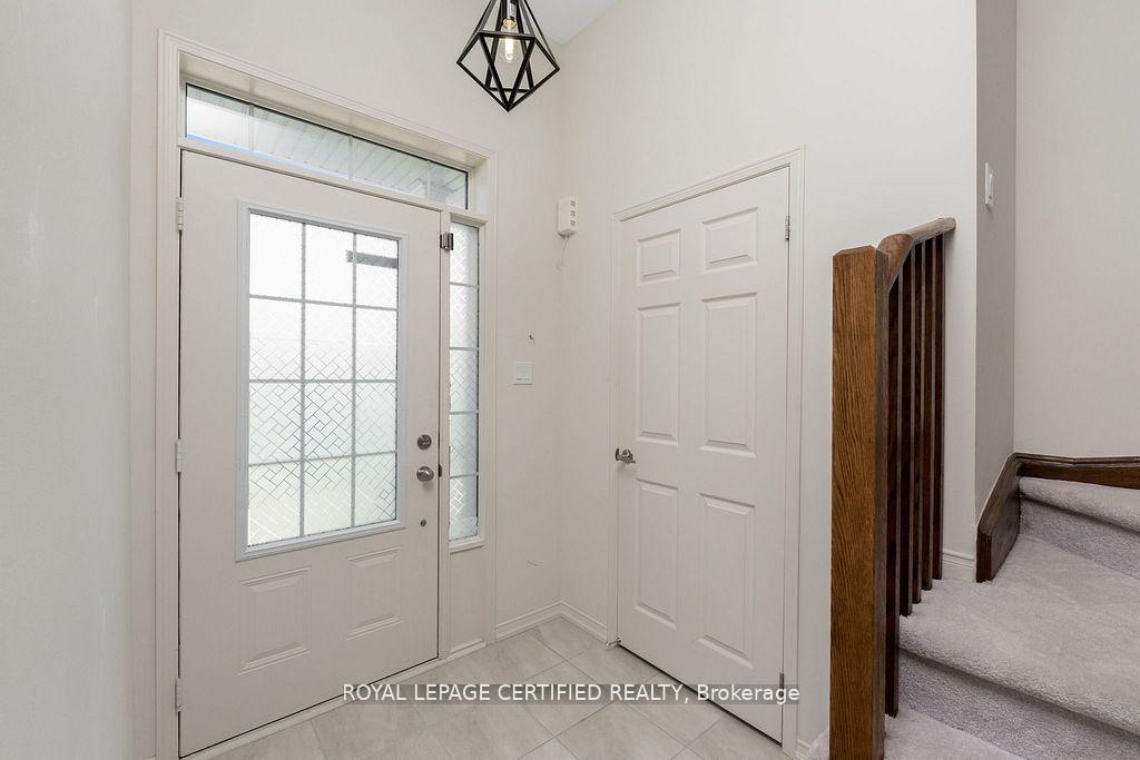 Photo 3 of Unit 2, 25 Elliot Street E, Centre Wellington, Fergus — HOMEH