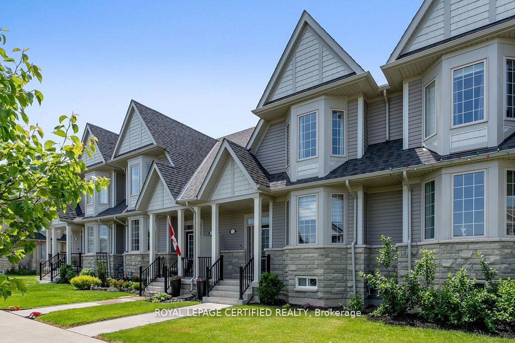 Photo 5 of Unit 2, 25 Elliot Street E, Centre Wellington, Fergus — HOMEH