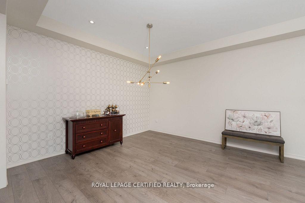 Photo 7 of Unit 2, 25 Elliot Street E, Centre Wellington, Fergus — HOMEH