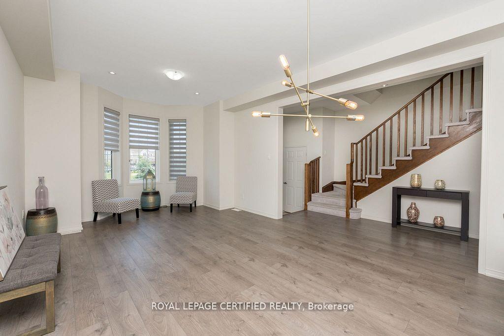 Photo 9 of Unit 2, 25 Elliot Street E, Centre Wellington, Fergus — HOMEH