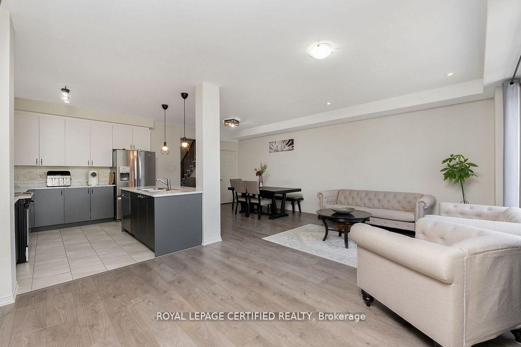 Photo 21 of Unit 2, 25 Elliot Street E, Centre Wellington, Fergus — HOMEH