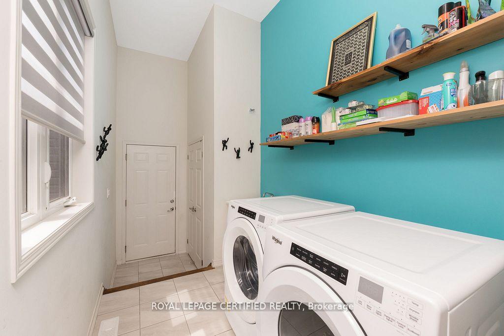 Photo 24 of Unit 2, 25 Elliot Street E, Centre Wellington, Fergus — HOMEH