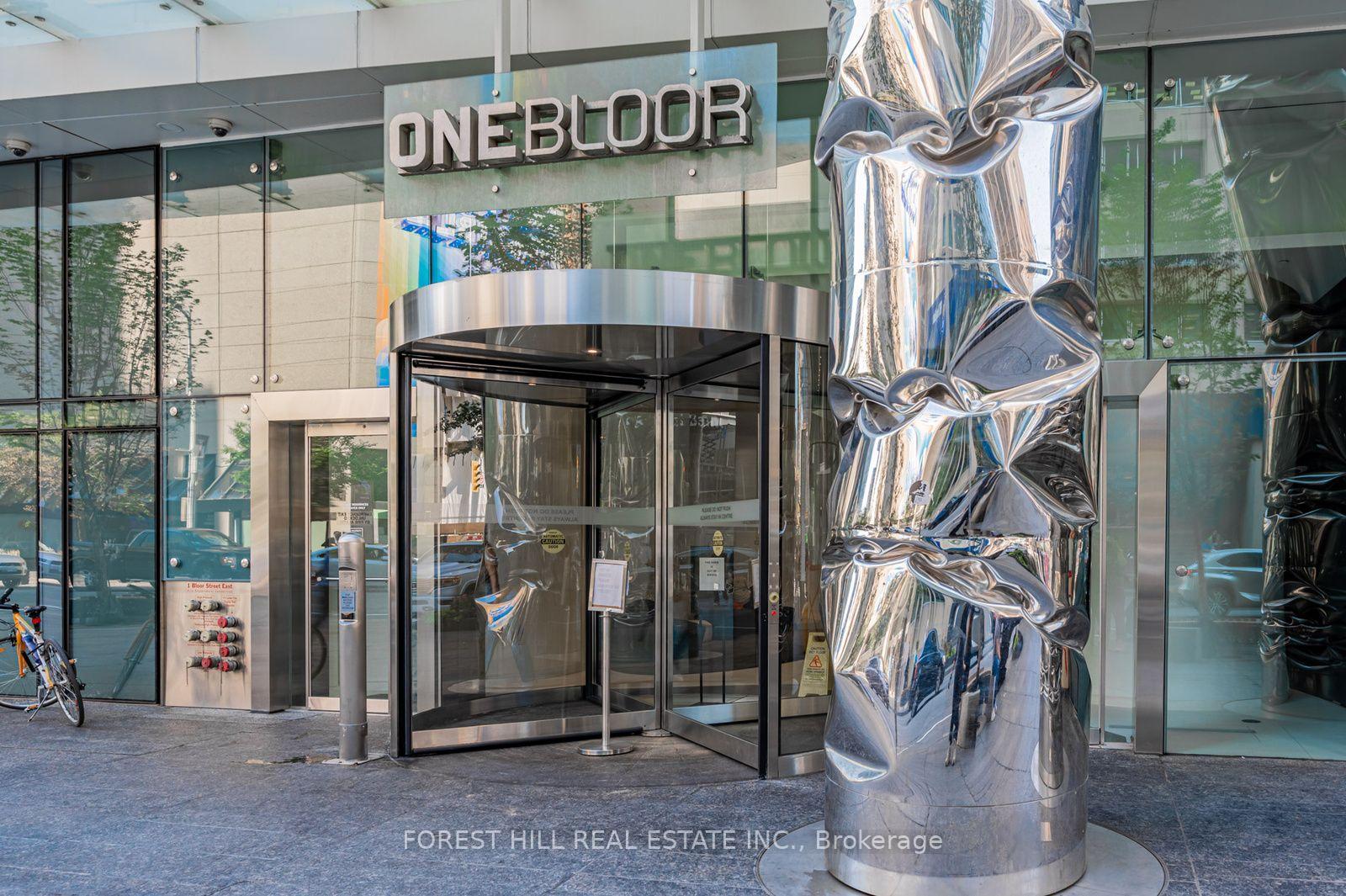 Photo 2 of Unit 6805, 1 Bloor Street E, Toronto, Church-Yonge Corridor — HOMEH
