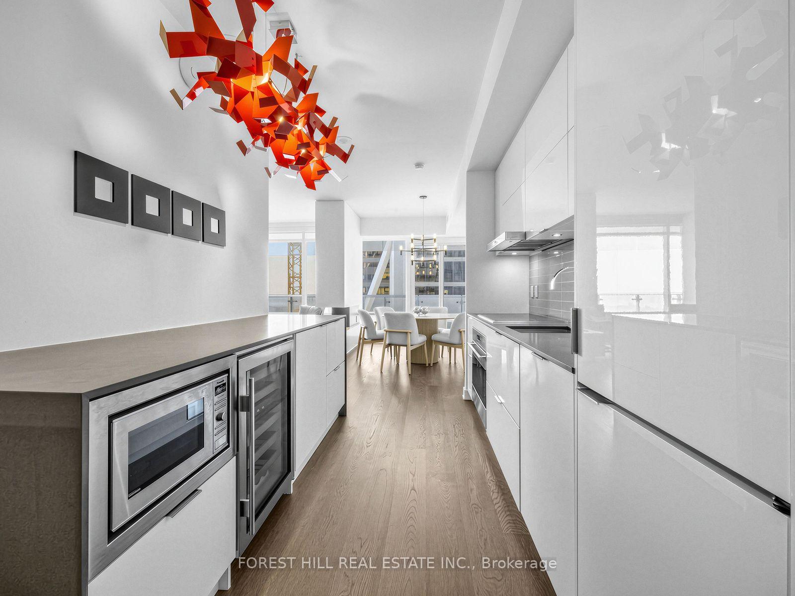 Photo 10 of Unit 6805, 1 Bloor Street E, Toronto, Church-Yonge Corridor — HOMEH