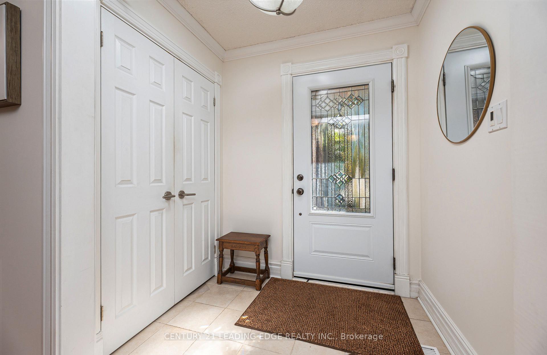 Photo 2 of 126 Tilman Circle, Markham, Markham Village — HOMEH