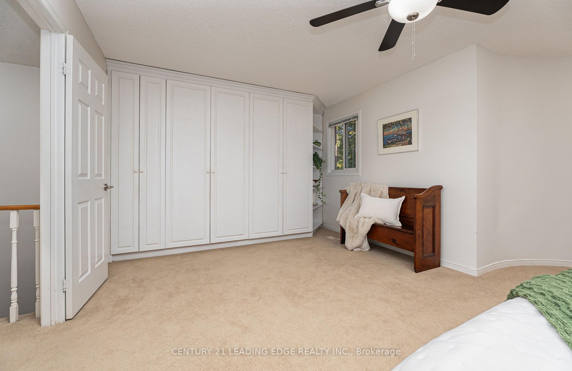 Photo 16 of 126 Tilman Circle, Markham, Markham Village — HOMEH