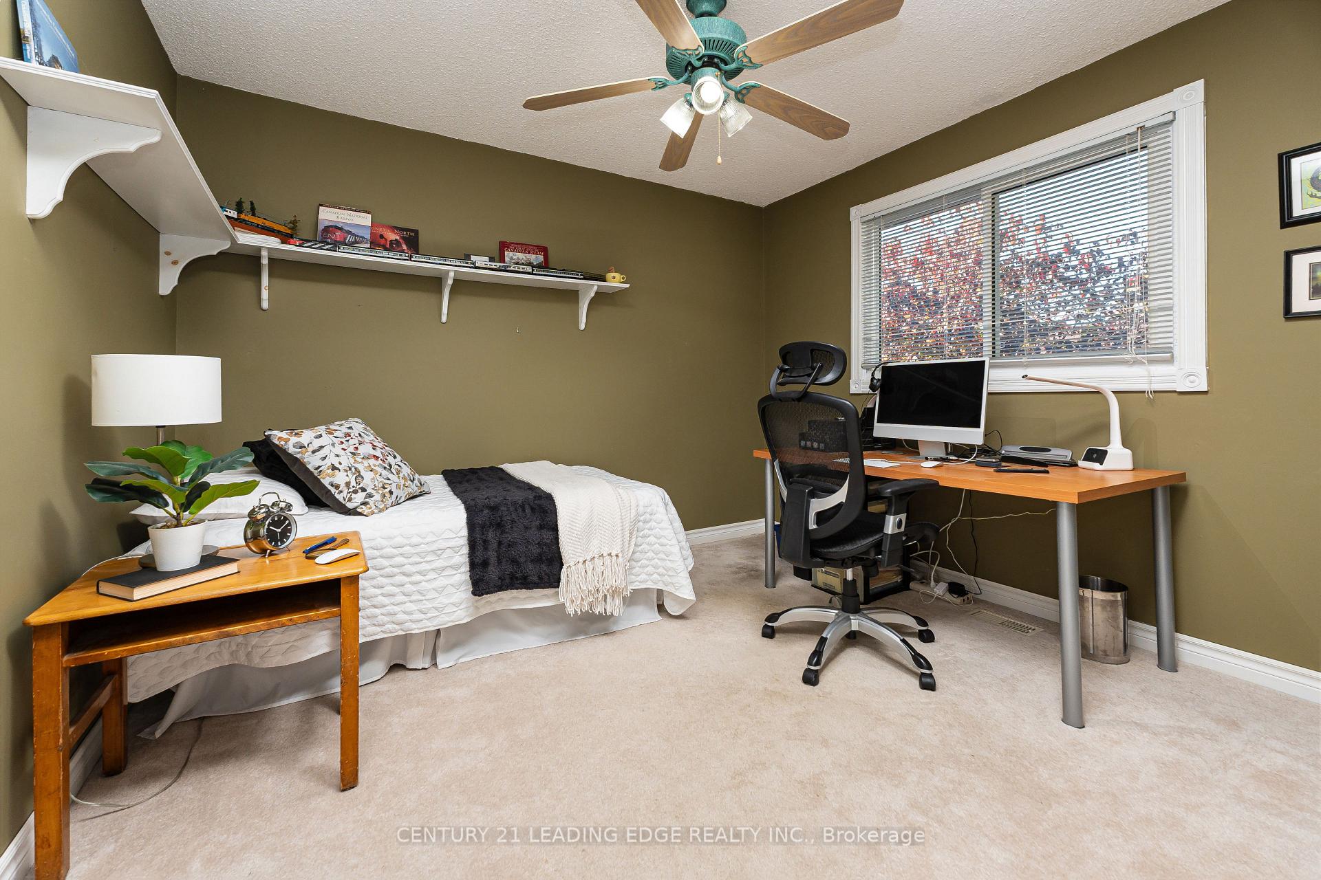 Photo 21 of 126 Tilman Circle, Markham, Markham Village — HOMEH