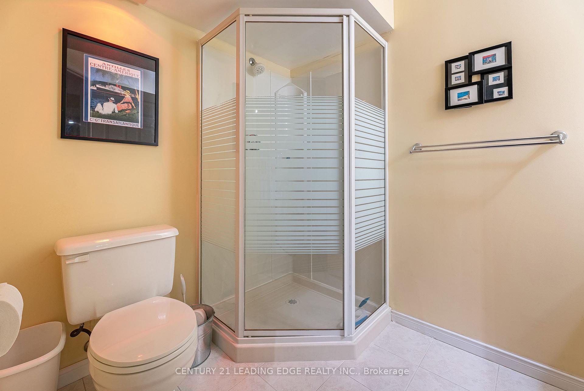Photo 29 of 126 Tilman Circle, Markham, Markham Village — HOMEH