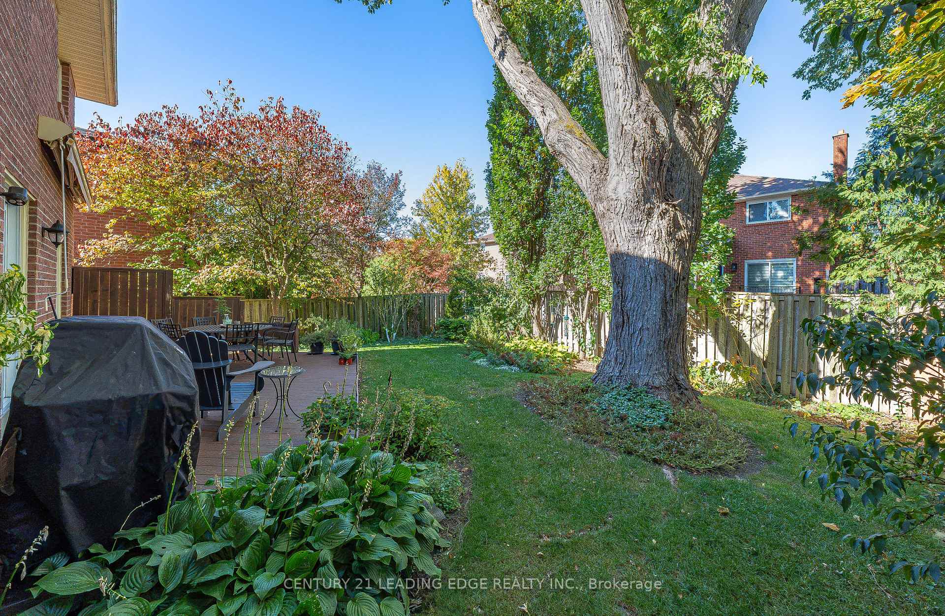 Photo 33 of 126 Tilman Circle, Markham, Markham Village — HOMEH