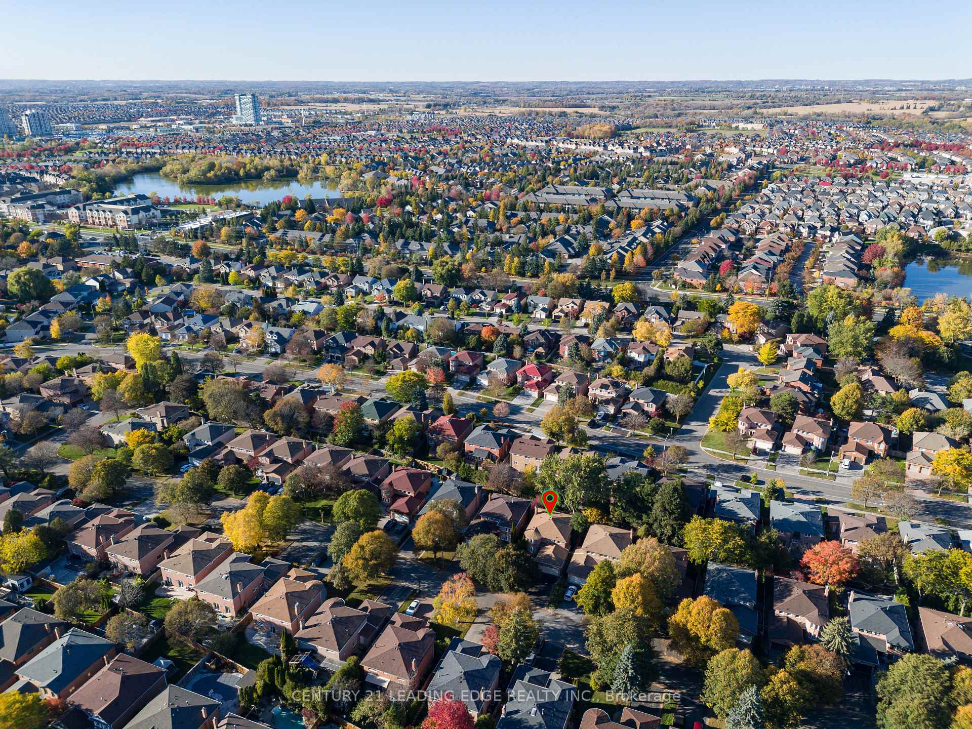 Photo 36 of 126 Tilman Circle, Markham, Markham Village — HOMEH
