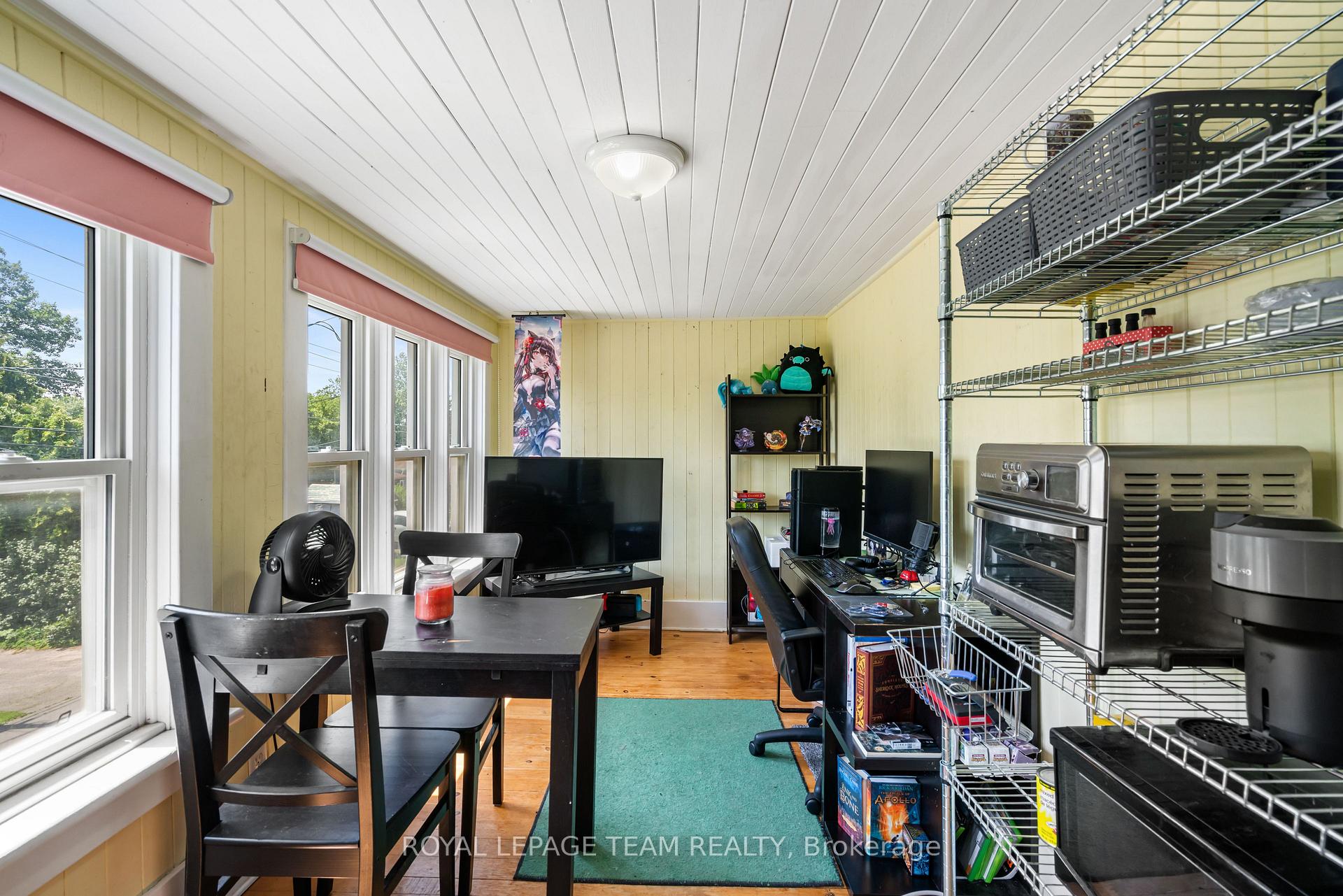 Photo 25 of 301 Oxford Street E, North Grenville, Kemptville — HOMEH