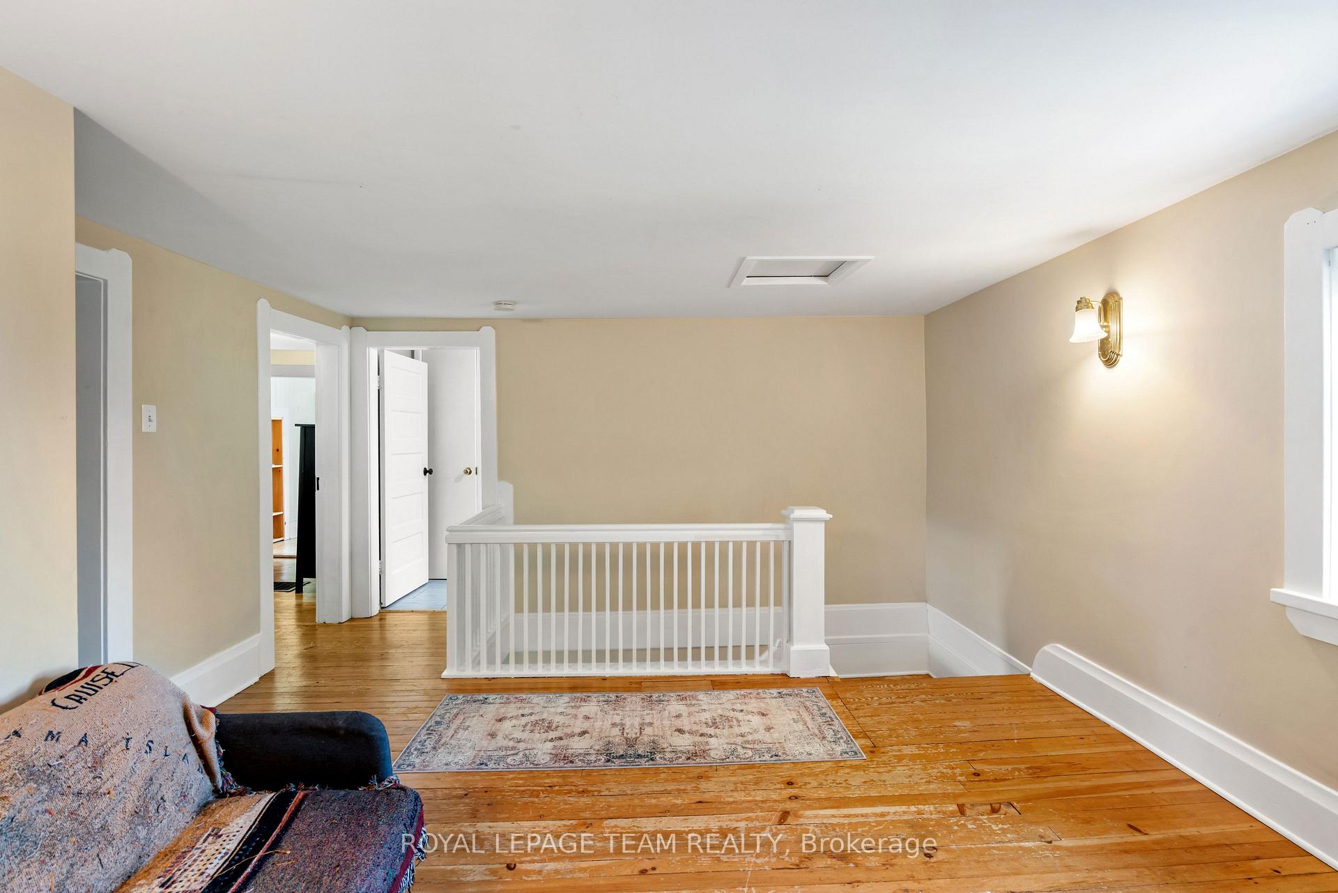 Photo 27 of 301 Oxford Street E, North Grenville, Kemptville — HOMEH
